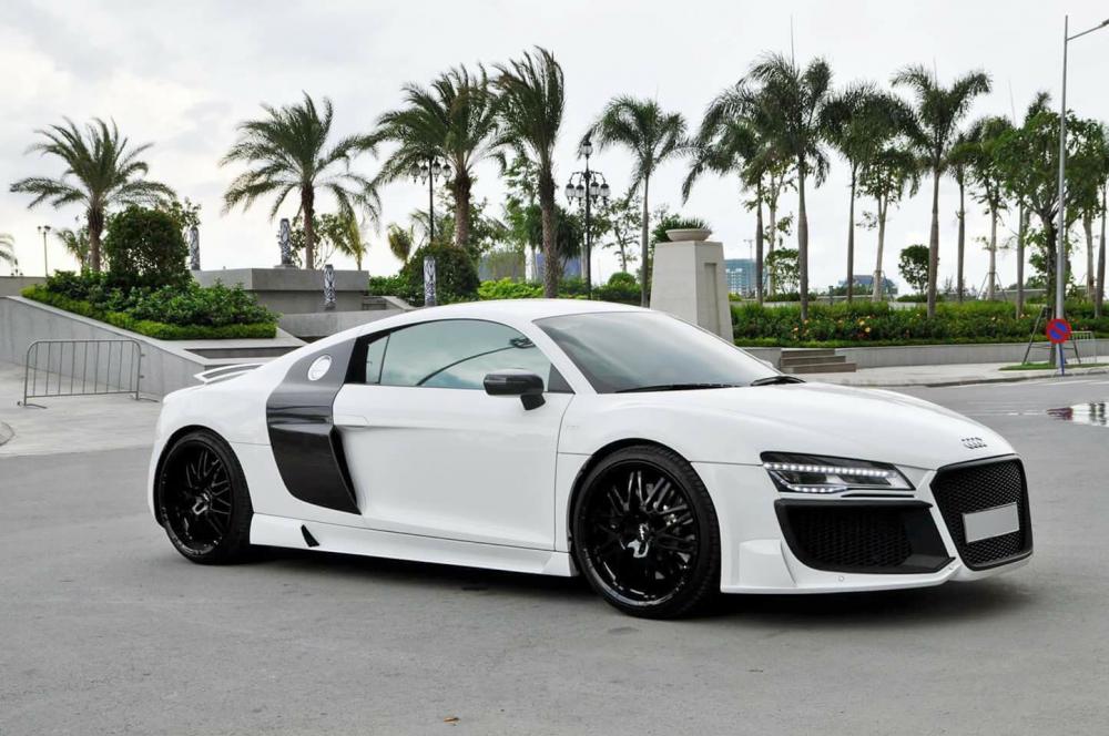 Siêu xe Audi R8 đời 2008 bản độ độc đáo giá hơn 3 tỷ đồng tại Việt Nam.