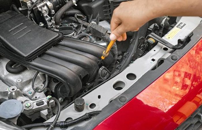 Để ý tới ắc quy Để ý tới ắc quy.