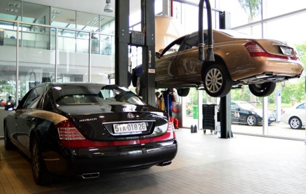 Bảo dưỡng ô tô thường xuyên.