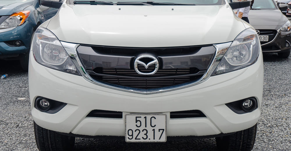 So sánh đầu xe Mitsubishi Triton MIVEC 2017 và Mazda BT-50 2016 2