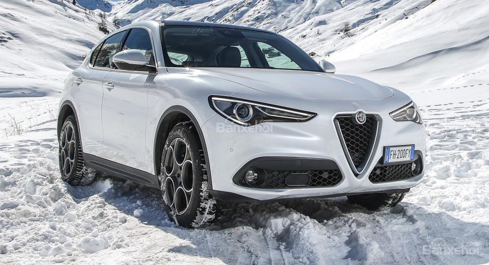 Sau một năm, Alfa Romeo Giulia có doanh số kém xa mục tiêu ban đầu.