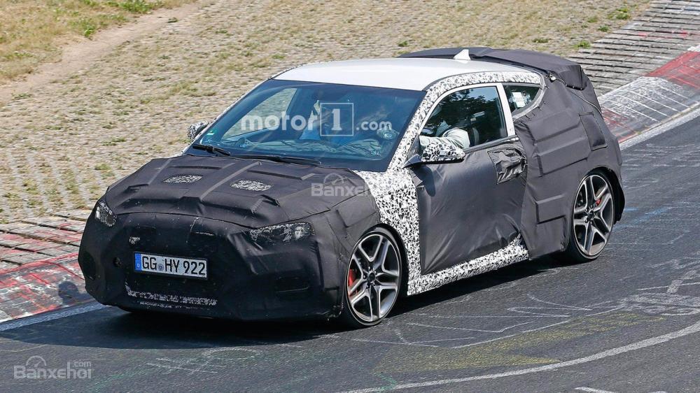 Hyundai Veloster N Hothatch thử nghiệm ở "Địa ngục xanh".