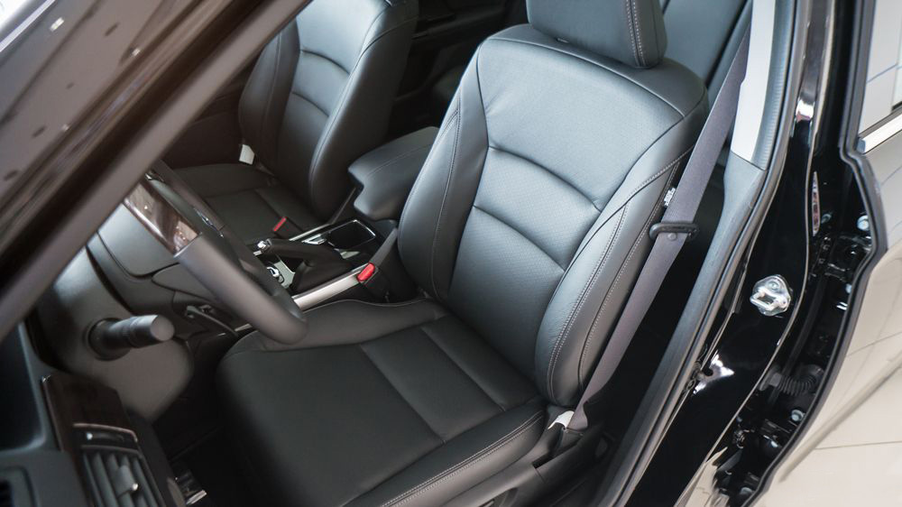Đánh giá xe Honda Accord 2017: thiết kế ghế ngồi h345