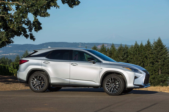 Lexus mới có thiết kế táo bạo và cảm giác lái hưng phấn hơn Lexus mới có thiết kế táo bạo và cảm giác lái hưng phấn hơn.