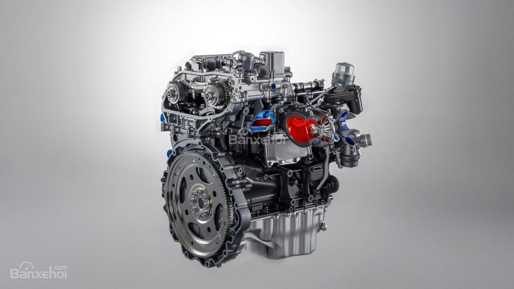 Bộ ba Jaguar XE, XF và F-Pace có thêm động cơ tăng áp 2.0L mới a3