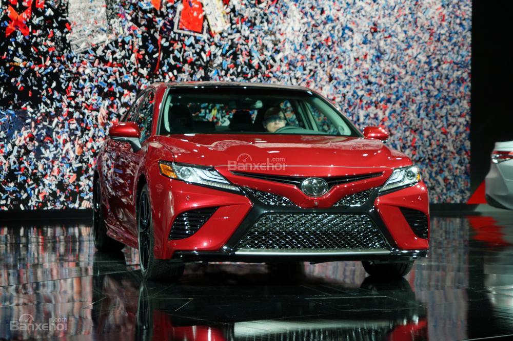 Toyota Camry 2018 bắt đầu được sản xuất tại Kentucky.