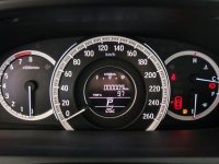Đánh giá Honda Accord 2017: Đồng hồ.