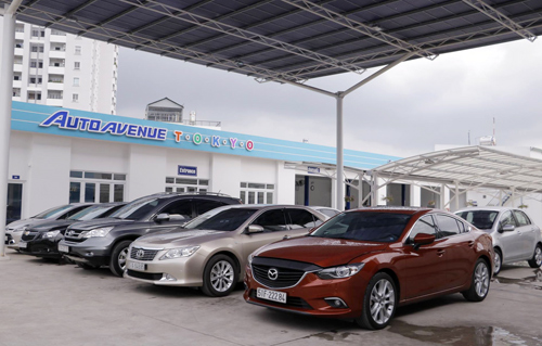 Thị trường xe cũ hoạt động nhộn nhịp không thua kém thị trường xe mới Thị trường xe cũ hoạt động nhộn nhịp không thua kém thị trường xe mới.