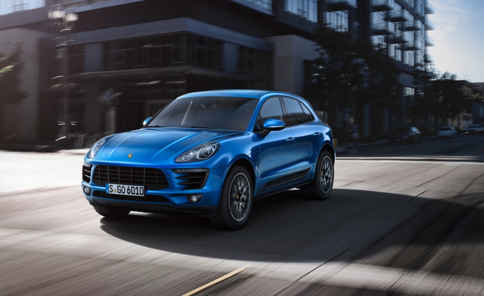 Hơn 50.000 chiếc Porsche Macan bị triệu hồi vì lỗi bơm nhiên liệu.
