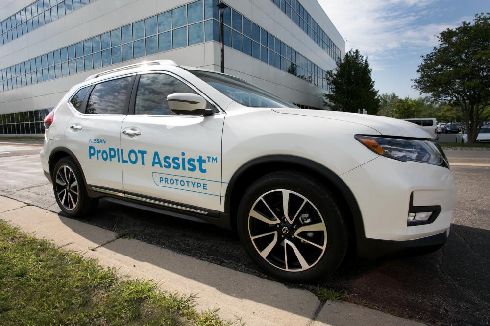 Công nghệ lái bán tự động ProPilot Assist của Nissan hoạt động như thế nào?.