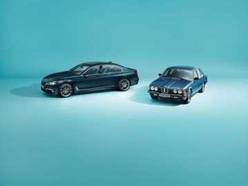 BMW 7-Series 40 Jahre được trưng bày tại triển lãm Frankfurt Motor Show vào tháng 9.