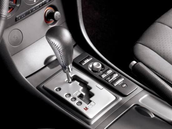 Lỗi thường gặp khi lái xe số tự động 1 Lỗi thường gặp khi lái xe số tự động 1.