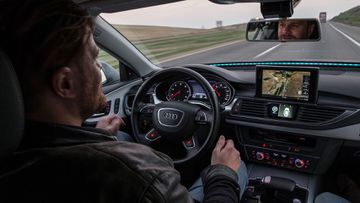 Mẫu xe tự lái được phát triển từ chiếc Audi A7 Mẫu xe tự lái được phát triển từ chiếc Audi A7.