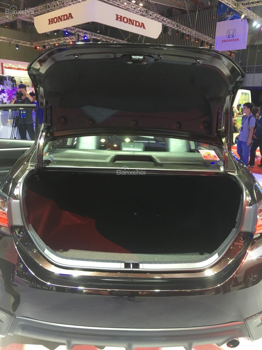 Toyota Corolla Altis 2017 ra mắt triển lãm VMS 2017, chưa có giá bán a7