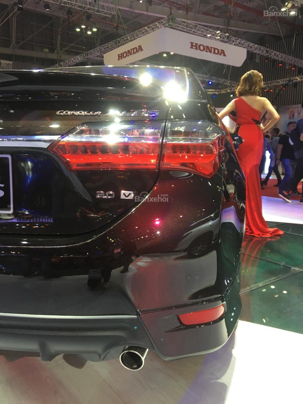 Toyota Corolla Altis 2017 ra mắt triển lãm VMS 2017, chưa có giá bán a5