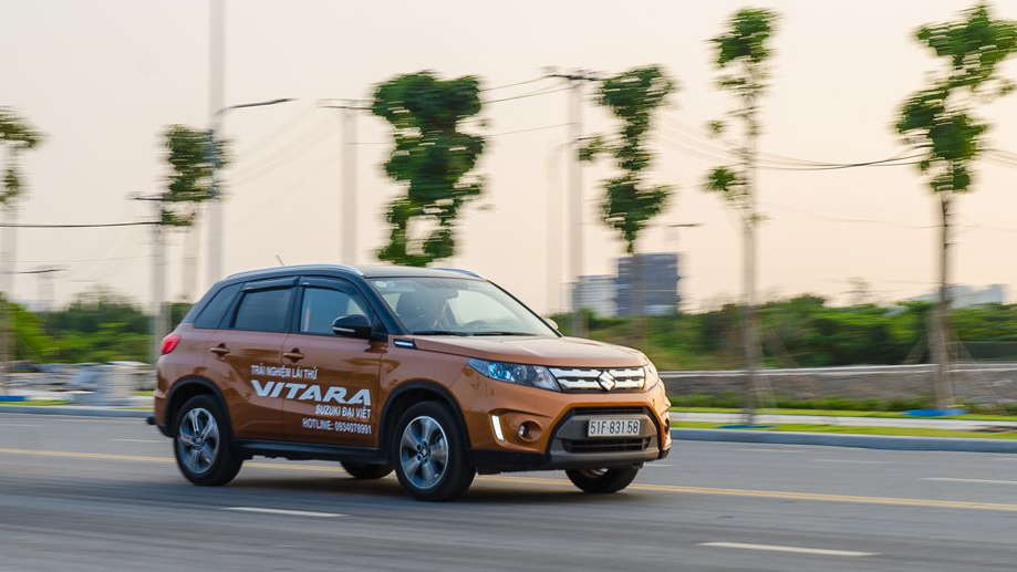 So sánh xe Chevrolet Trax 2017 và Suzuki Vitara 2016: Xe cá nhân và xe đa dụng So sánh xe Chevrolet Trax 2017 và Suzuki Vitara 2016: Xe cá nhân và xe đa dụng 2