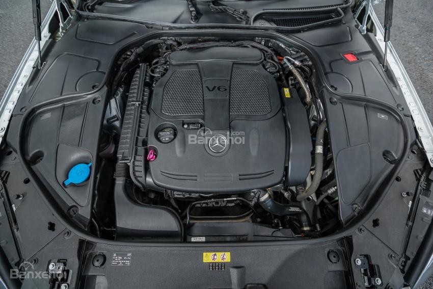 Mercedes-Benz S400h AMG Line chốt giá 3,18 tỷ đồng tại Malaysia a17