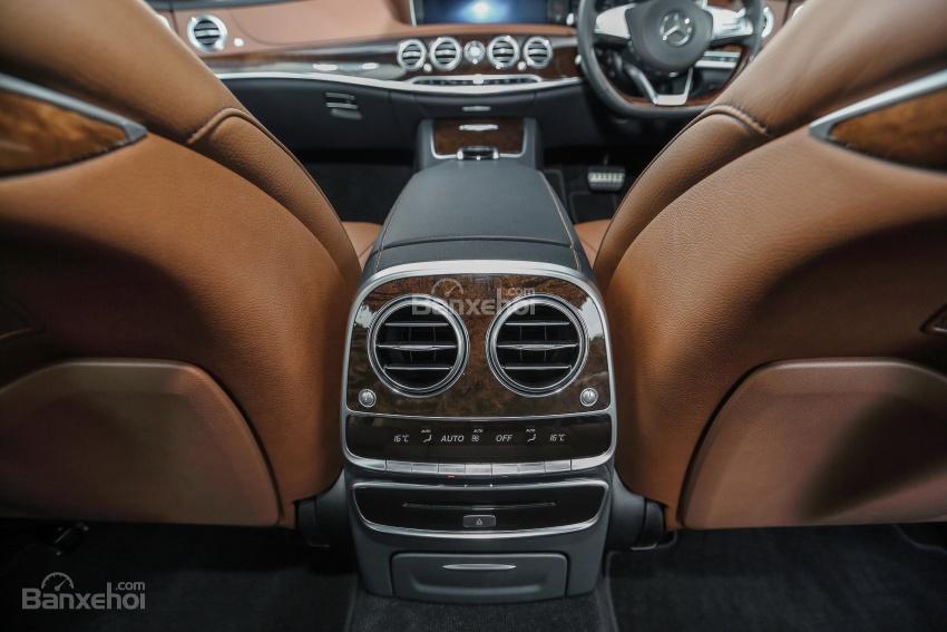 Mercedes-Benz S400h AMG Line chốt giá 3,18 tỷ đồng tại Malaysia a15