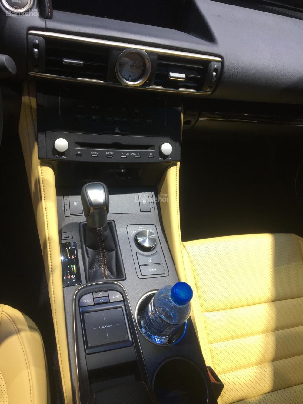 Chi tiết xế sang Lexus RC Turbo giá bán gần 3 tỷ đồng a9