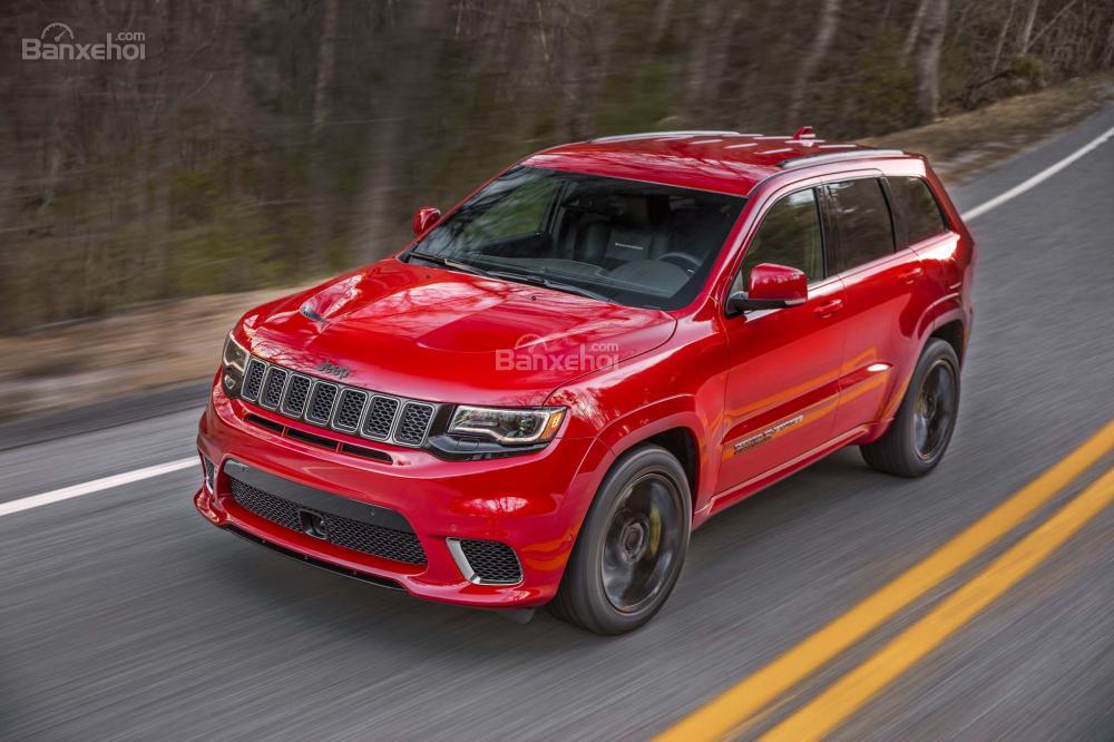 Jeep Grand Cherokee Trackhawk 2018 - SUV 707 mã lực giá chỉ 1,95 tỷ đồng tại Mỹ.