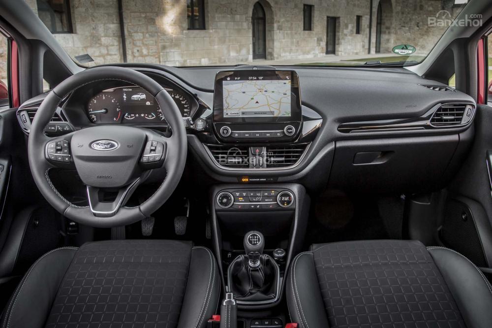 Ford Fiesta 2018 sẵn có hệ thống thông tin giải trí Sync 3 mới nhất của Ford/