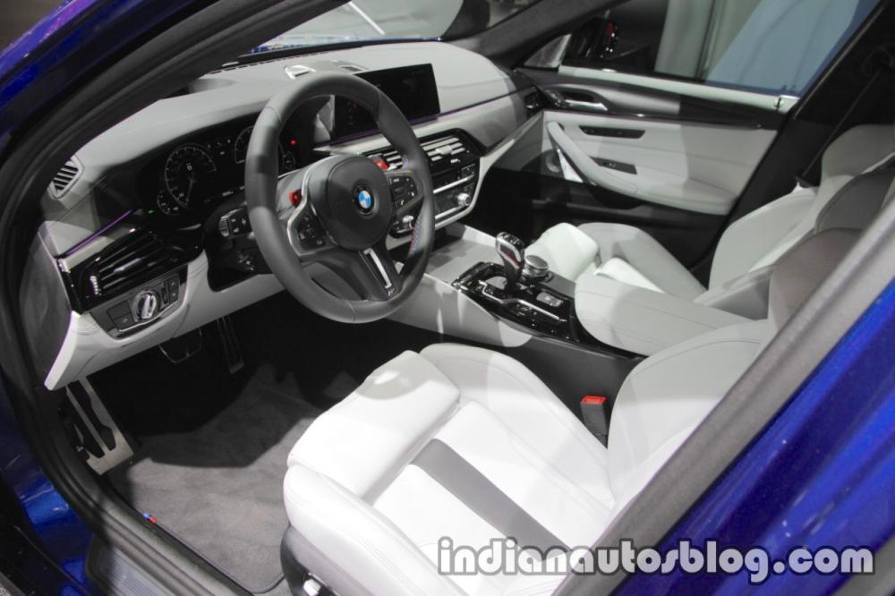 nội thất khoang lai BMW M5 2018