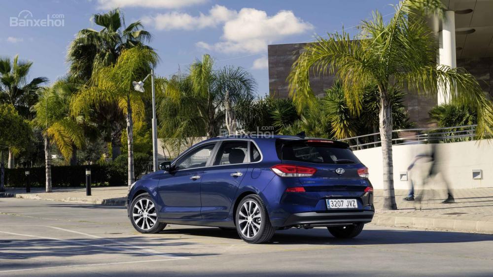 Đuôi xe Hyundai i30 2017 ..