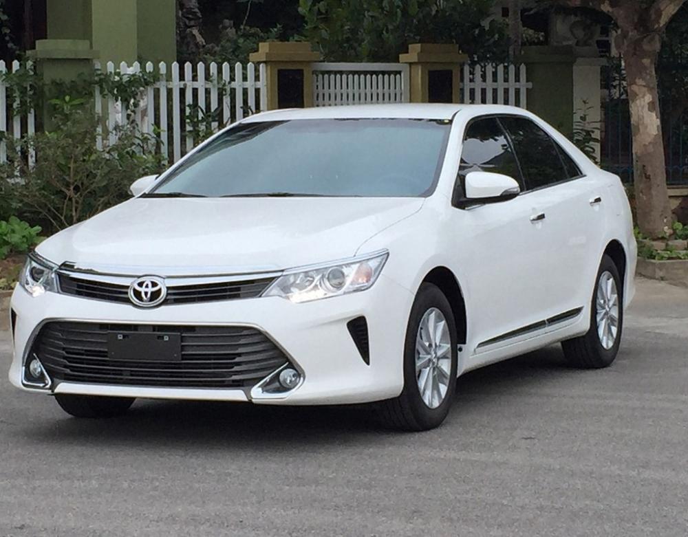 Toyota Camry .