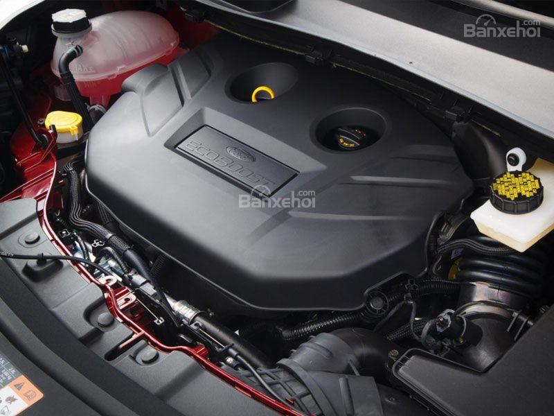 Ford Escape 2017 trang bị động cơ tăng áp/