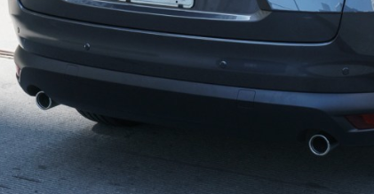 Đánh giá xe Mazda CX-8 2018 về thiết kế đuôi xe: Hệ thống 2 ống xả