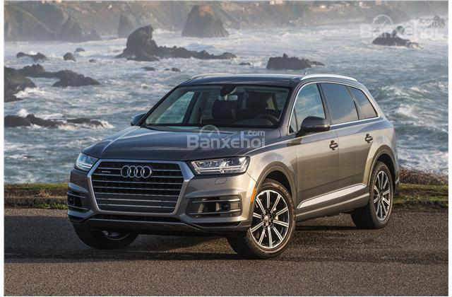 So sánh Audi Q5 và Audi Q7 2018 về khả năng xử lý.