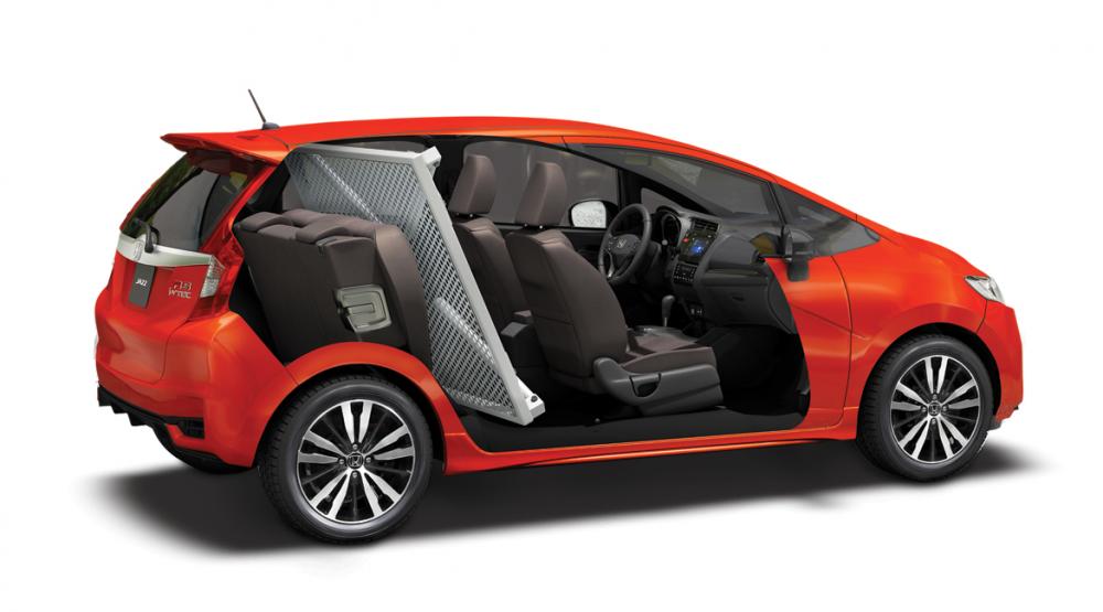 Honda Jazz 2017 có thiết kế rộng rãi.