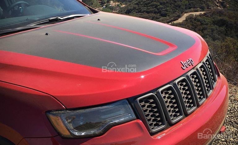 Mui xe Jeep Grand Cherokee 2017