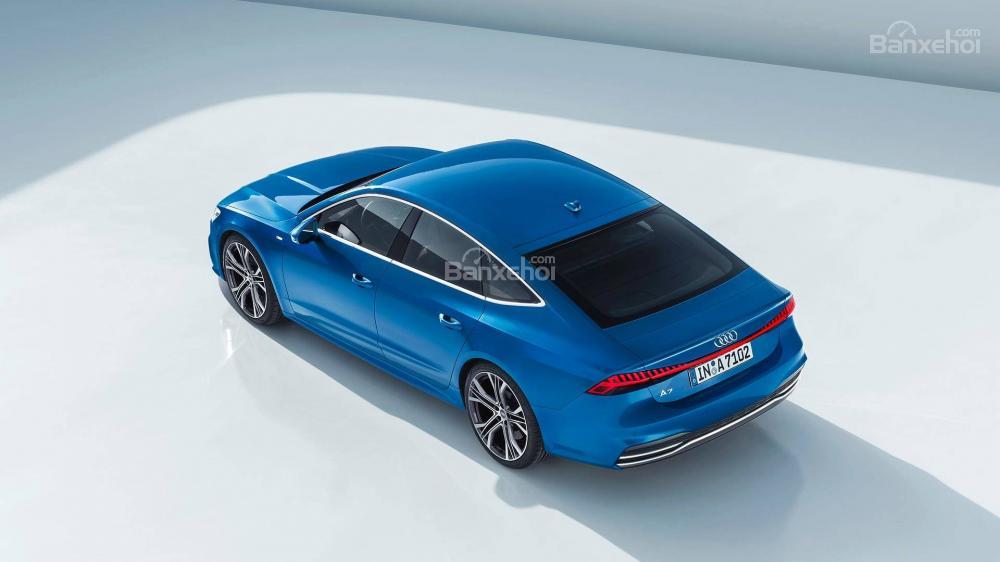 So sánh xe Audi A7 Sportback 2019 thế hệ mới và cũ: Thay đổi đến từng chi tiết a8