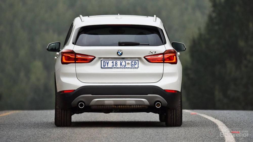 Đuôi xe BMW X1