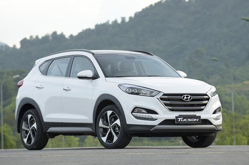 Hyundai Tucson giảm giá sốc 130 triệu đồng, hấp dẫn nhất phân khúc.