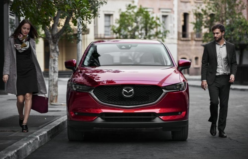 Mazda CX-5 2018 thế hệ mới sẽ có cả 2 lựa chọn máy xăng và máy .