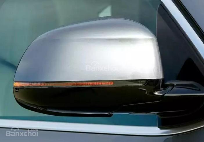 Đánh giá xe BMW X5 2017-2018: Đèn hậu tích hợp xi nhan.
