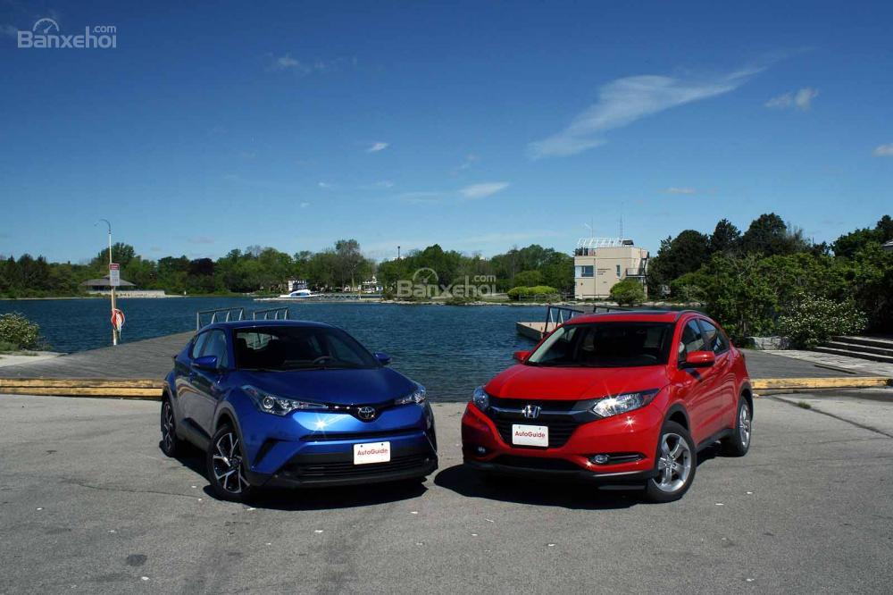 So sánh xe Toyota C-HR 2018 và Honda HR-V 2018 về tính năng an toàn.