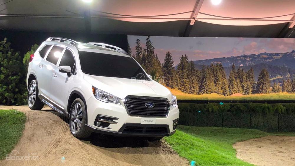 SUV 3 hàng ghế Subaru Ascent 2019 chính thức ra mắt triển lãm Los Angeles .