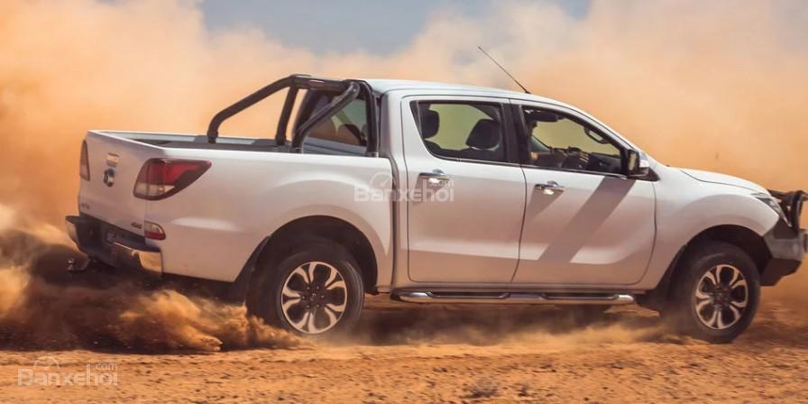 Mazda BT-50 sẽ giữ nguyên thiết kế đến năm 2020?.