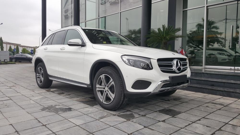 Tại sao phải chăm sóc và bảo vệ lớp sơn xe ô tô