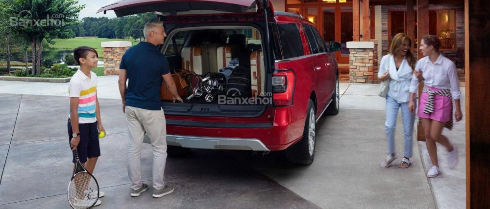 Đánh giá xe Ford Expedition 2018 về khoang hành lý