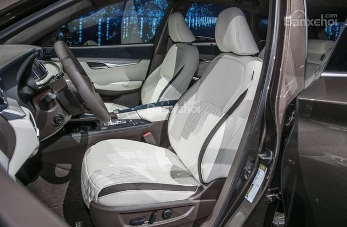 Đánh giá xe Infiniti QX50 2018-2019: Hàng ghế thứ nhất.