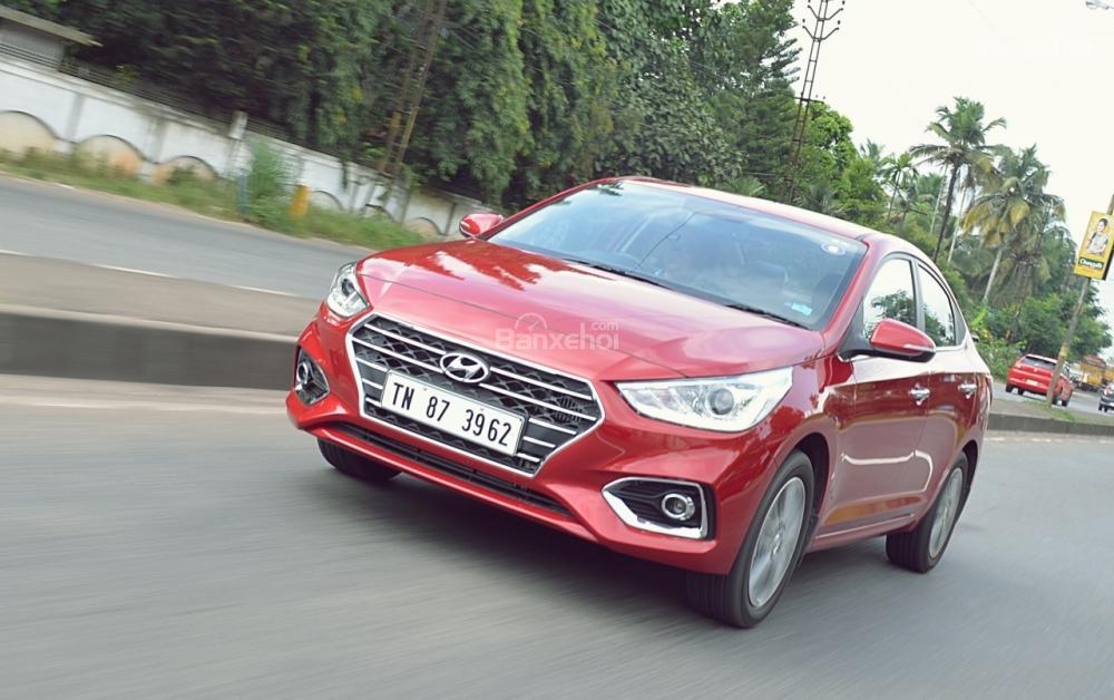 Hyundai Accent nhận danh hiệu “Xe của năm 2018" tại Ấn Độ/