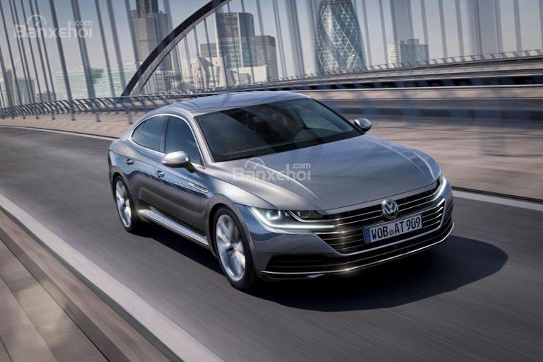 Volkwagen Arteon R đang được phát triển với công suất 404 mã lực.