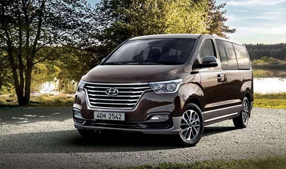 Hyundai Grand Starex 2018 ra mắt, giá 441 triệu đồng.