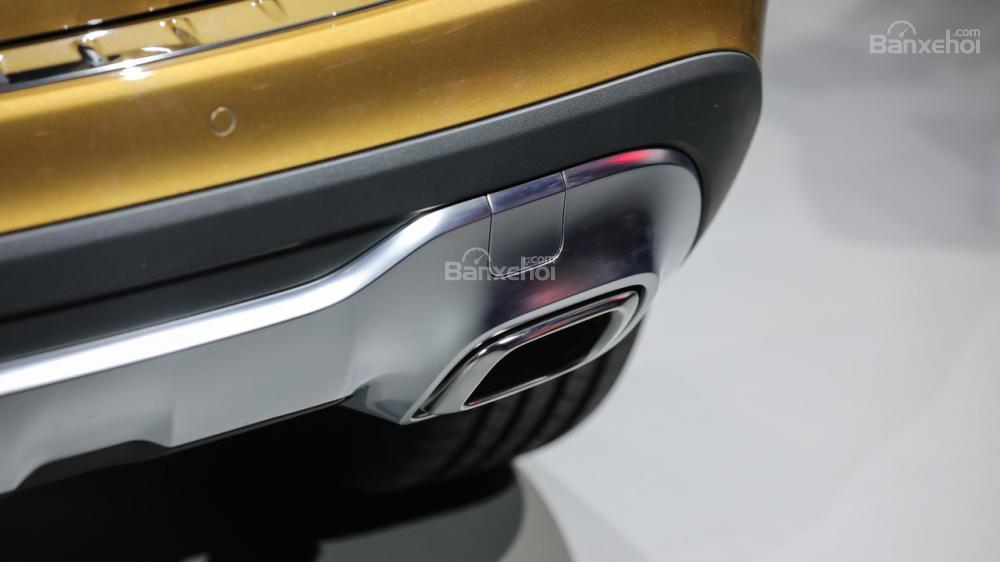 Hệ thống ống xả xe Mercedes-Benz GLA 2018 