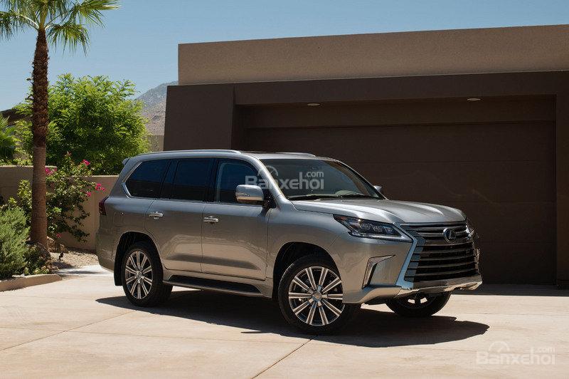 Loạt đối thủ đáng gờm của Land Rover Range Rover 2018: Lexus LX 1