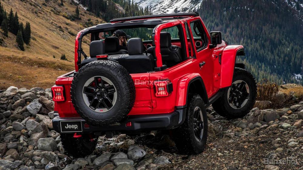 Đánh giá xe Jeep Wrangler 2018